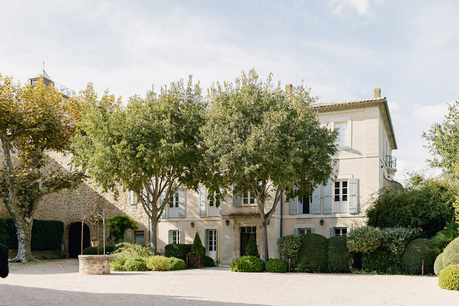 Château de la Tour Vaucros lieu de réception mariage en Provence Sorgues Vaucluse